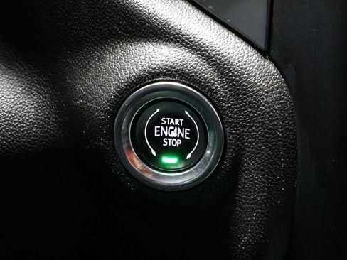 Used 2021 Chevrolet Silverado 1500 LTZ image 40