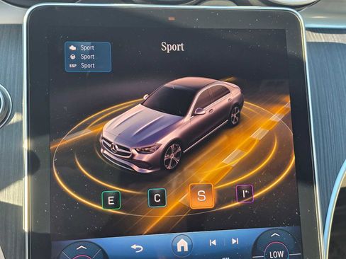 Used 2025 Mercedes-Benz C 300 Sedan image 31