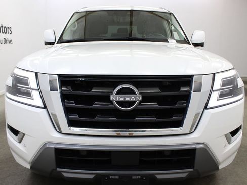 Used 2023 Nissan Armada SL RWD image 7