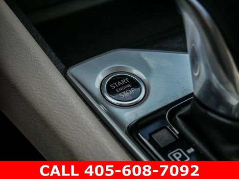 Used 2025 Nissan Altima 2.5 SV FWD image 42