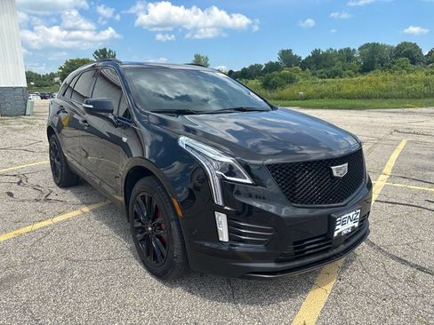 Used 2022 Cadillac XT5 Sportv w/ LPO, ONYX Package AWD/4WD image 1