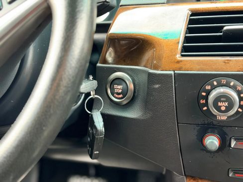 Used 2007 BMW 530xi Wagon image 25