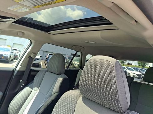 Certified 2025 Subaru Outback Premium AWD/4WD image 14