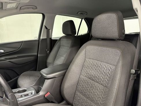 Used 2022 Chevrolet Equinox LT w/ Driver Convenience Package image 20