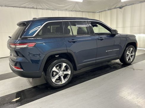 New 2026 Jeep Grand Cherokee Limited AWD/4WD image 2