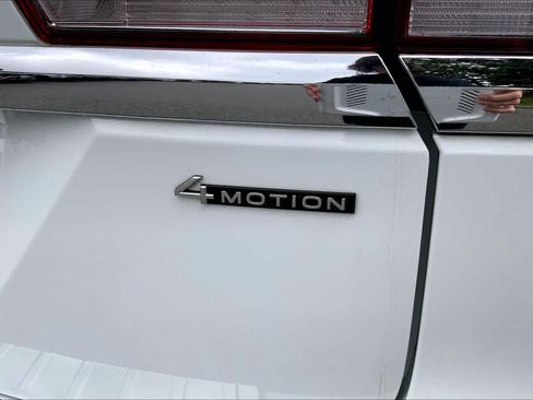 Used 2023 Volkswagen Atlas SE AWD/4WD image 31