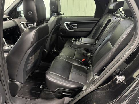 Used 2019 Land Rover Discovery Sport HSE image 13