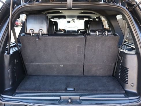 Used 2015 Lincoln Navigator 4WD image 14