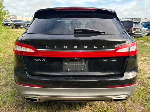 Used 2017 Lincoln MKX Reserve w/ Luxury Package AWD/4WD image 14