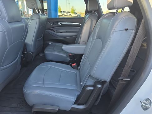 Used 2023 Buick Enclave Essence w/ Sport Touring Edition image 18