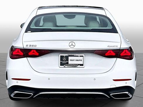Used 2025 Mercedes-Benz E 350 4MATIC Sedan image 6