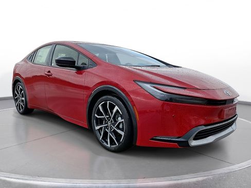 New 2026 Toyota Prius Plug-In Hybrid FWD image 1