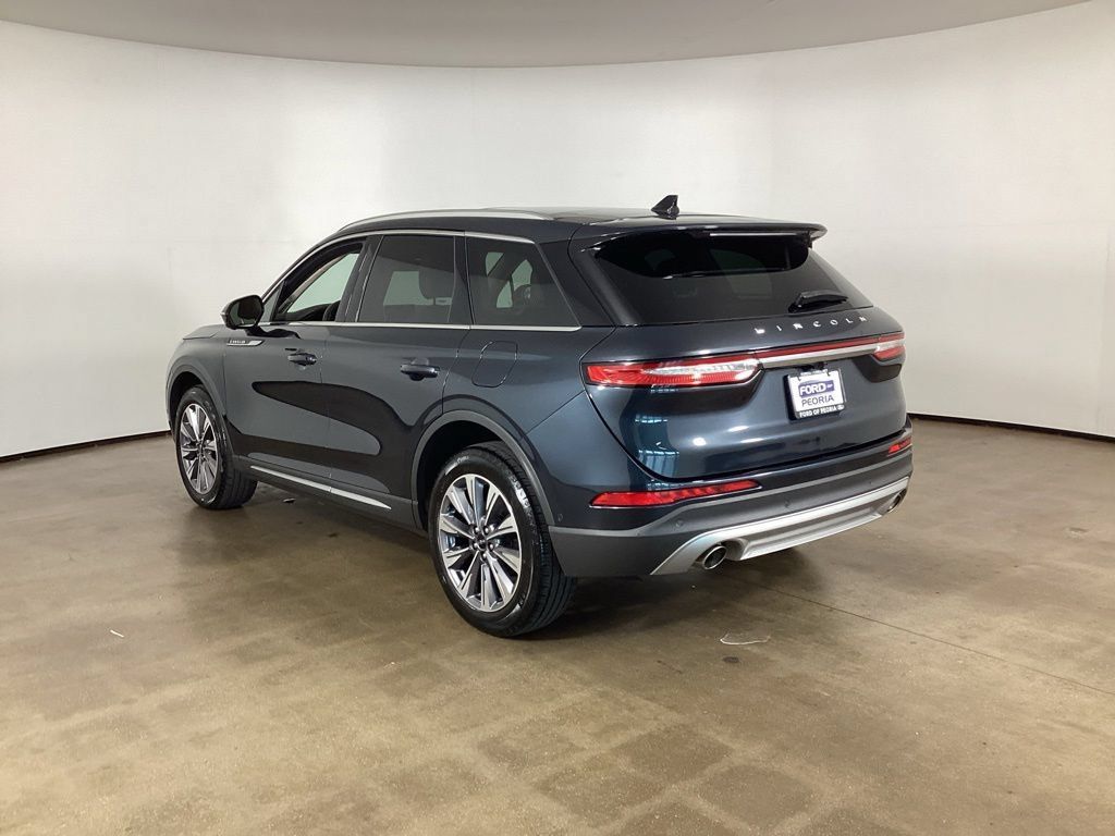 Used 2022 Lincoln Corsair Reserve w/ Equipment Group 201A AWD/4WD image 7