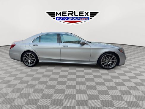 Used 2020 Mercedes-Benz S 560 Sedan w/ AMG Line Exterior image 9