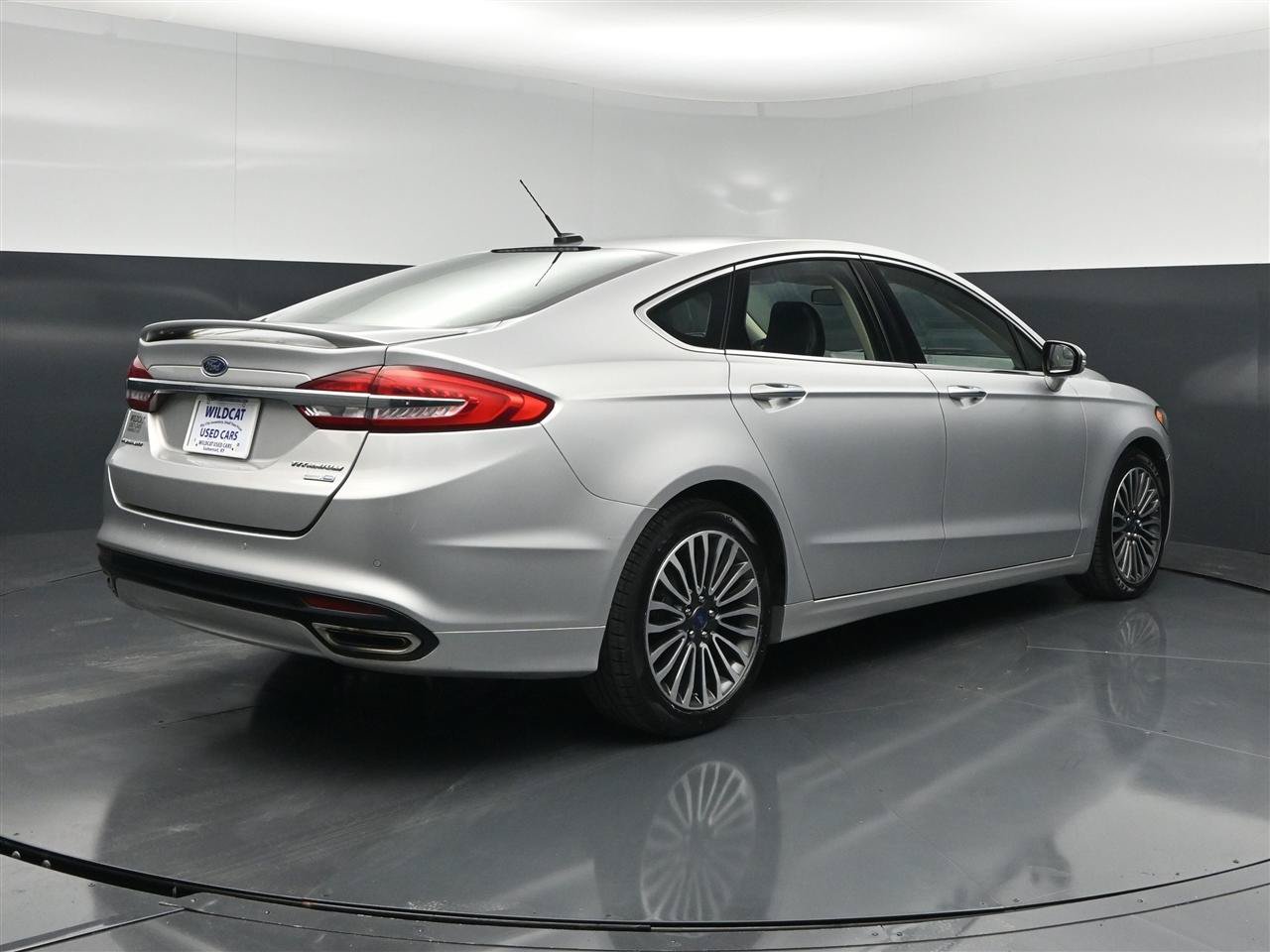 Used 2018 Ford Fusion Titanium AWD/4WD image 6
