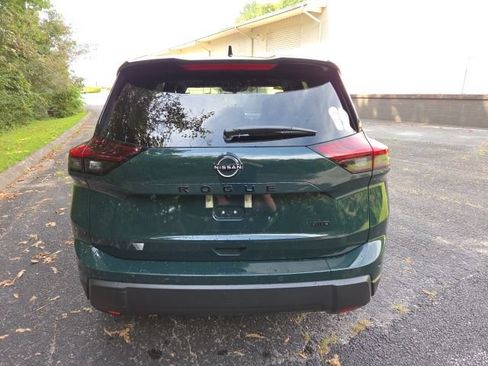 Used 2026 Nissan Rogue Dark Armor AWD/4WD image 2