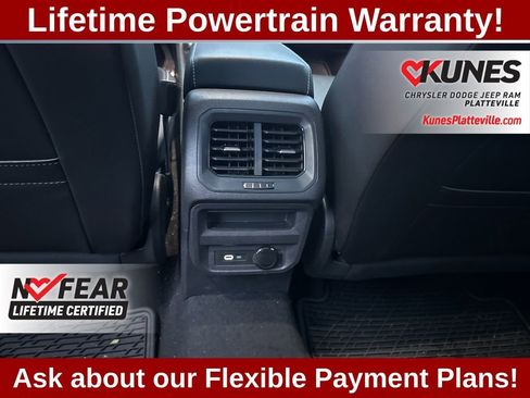 Used 2022 Volkswagen Tiguan SE R-Line image 28