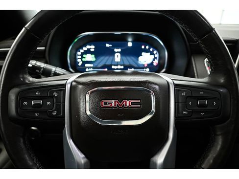 Used 2022 GMC Yukon SLT w/ SLT Luxury Package AWD/4WD image 13