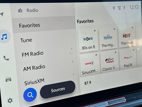 Certified 2025 Toyota Tacoma Limited image 24