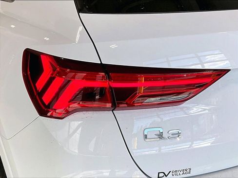 Used 2024 Audi Q3 2.0T Premium Plus w/ Premium Plus Package image 27