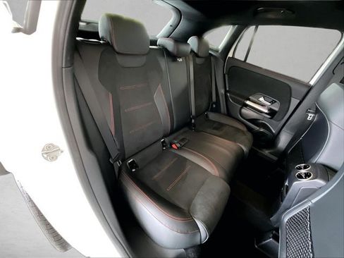 Certified 2023 Mercedes-Benz GLA 250 image 29