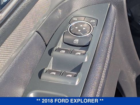 Used 2018 Ford Explorer XLT w/ Equipment Group 201A AWD/4WD image 19