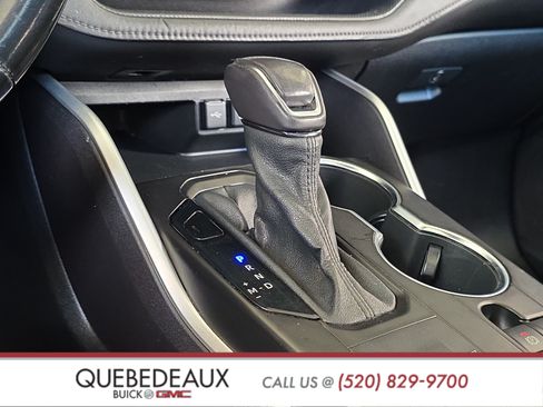 Used 2021 Toyota Highlander XSE FWD image 19