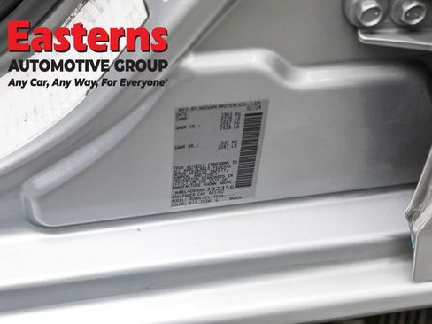 Used 2024 Nissan Altima 2.5 SV image 32