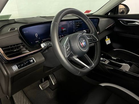Used 2025 Buick Envision Sport Touring image 22