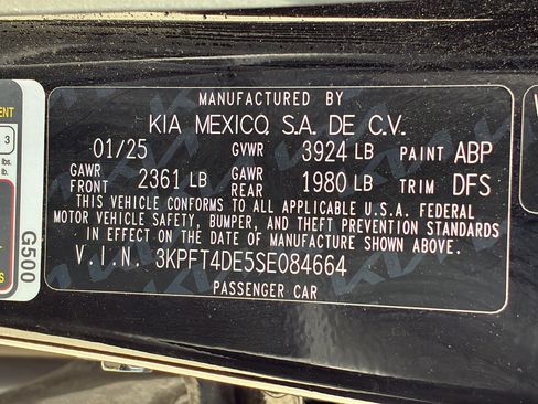 Used 2025 Kia K4 FWD image 29