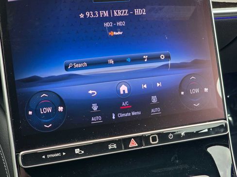 Used 2024 Mercedes-Benz S 580 S 580 image 33