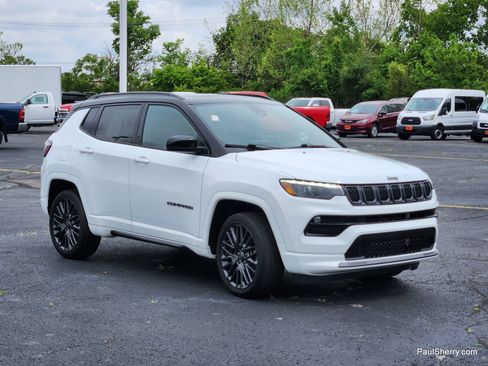 Used 2023 Jeep Compass High Altitude AWD/4WD image 17