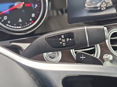 Used 2019 Mercedes-Benz E 450 4MATIC Wagon w/ Premium Package image 19