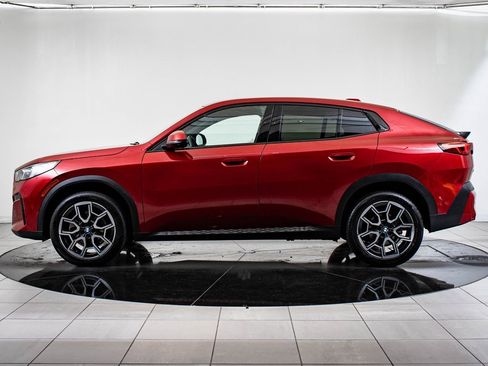 Certified 2025 BMW X2 xDrive28i image 12