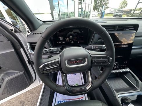 New 2026 GMC Terrain AT4 w/ Convenience Package III image 16