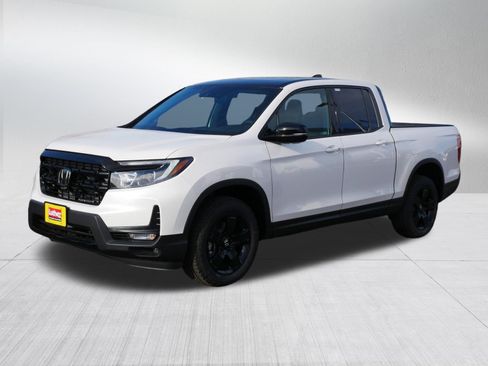 New 2026 Honda Ridgeline Black Edition image 3