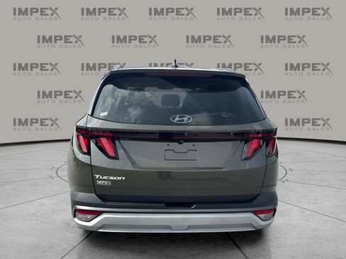 Used 2025 Hyundai Tucson SEL FWD image 4