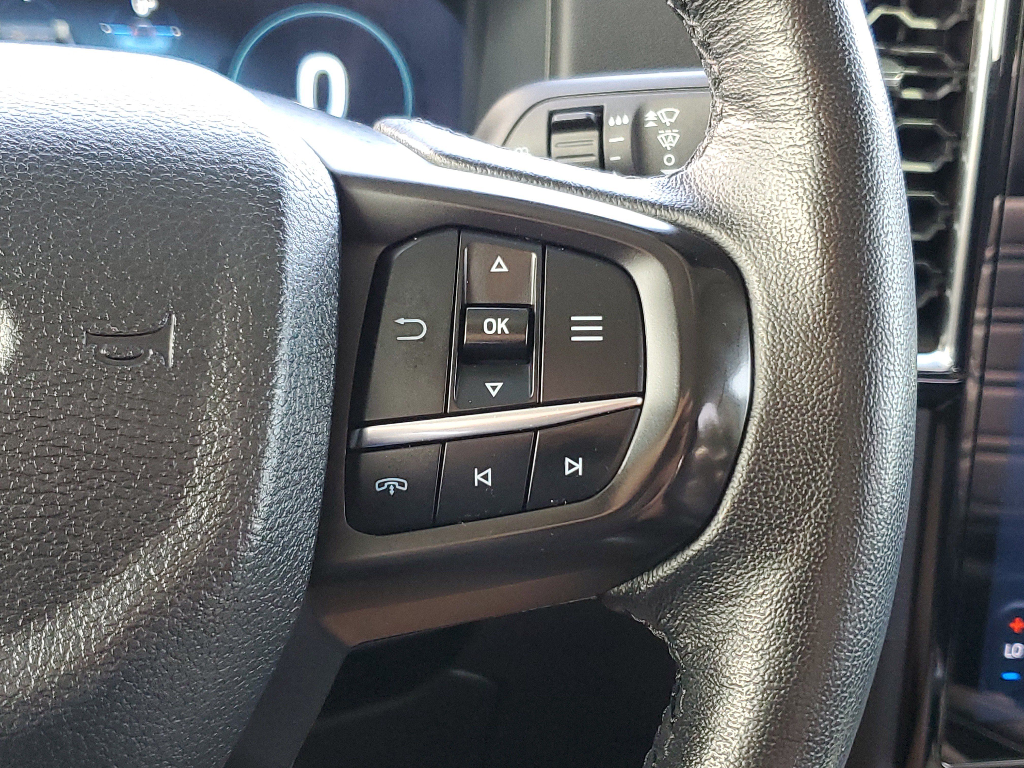 Used 2025 Ford Ranger Lariat w/ FX4 Off-Road Package AWD/4WD image 23