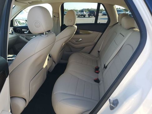 Used 2021 Mercedes-Benz GLC 300 image 23
