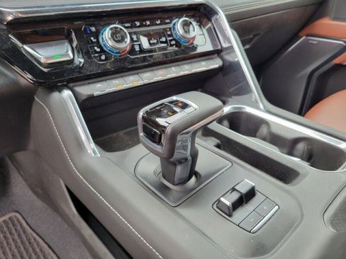 Used 2024 GMC Sierra 1500 Denali Ultimate AWD/4WD image 23