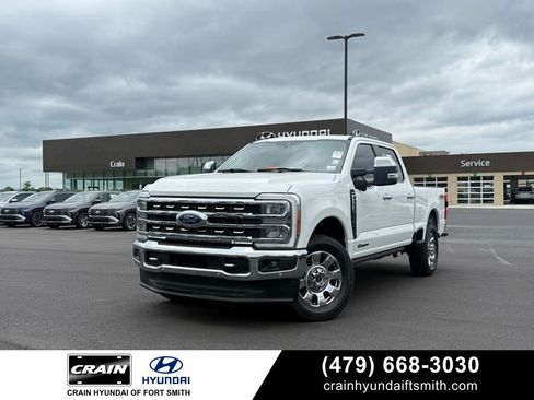 Used 2023 Ford F350 Lariat w/ Lariat Ultimate Package AWD/4WD image 1