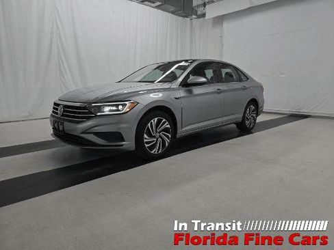 Used 2020 Volkswagen Jetta SEL FWD image 2