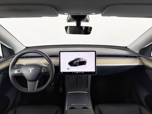 Used 2023 Tesla Model Y Long Range AWD/4WD image 50