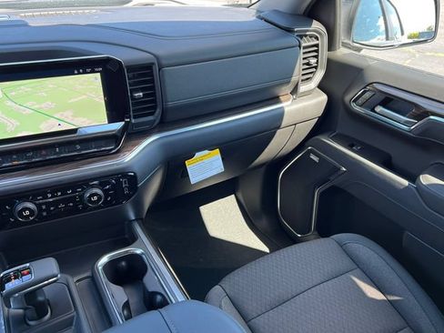 New 2026 Chevrolet Silverado 1500 LT Trail Boss w/ Convenience Package II AWD/4WD image 35