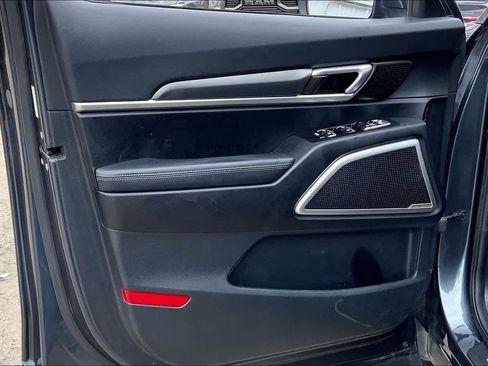 Used 2020 Kia Telluride LX image 21