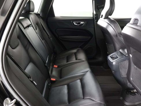 Used 2023 Volvo XC60 B5 Plus w/ Climate Package AWD/4WD image 41
