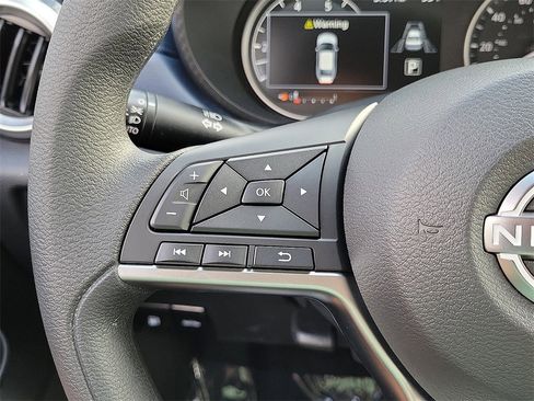 New 2025 Nissan Versa SV w/ Trunk Package image 6