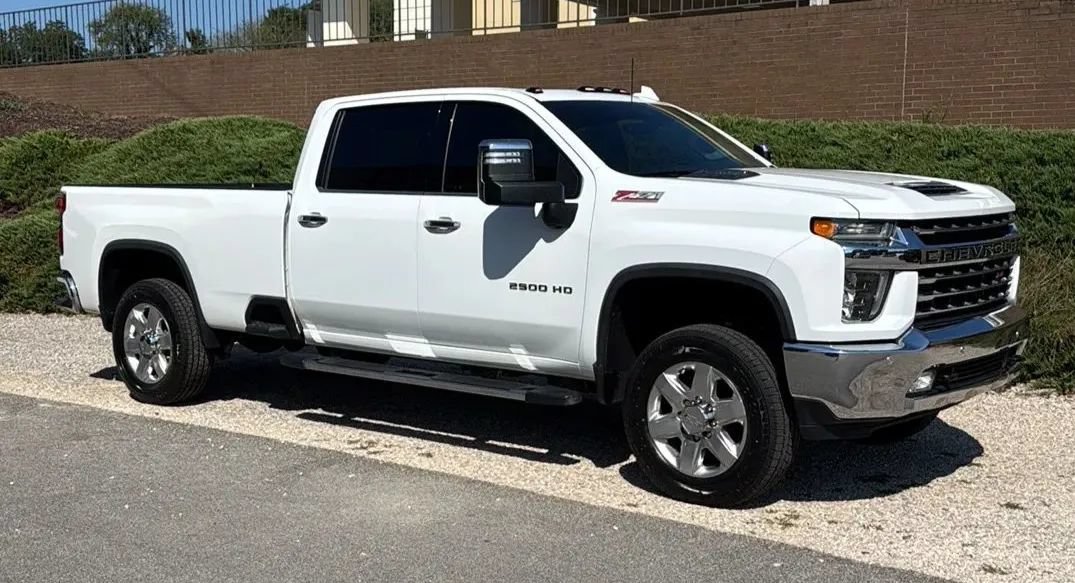 Used 2020 Chevrolet Silverado 2500 LTZ w/ LTZ Premium Package AWD/4WD image 2