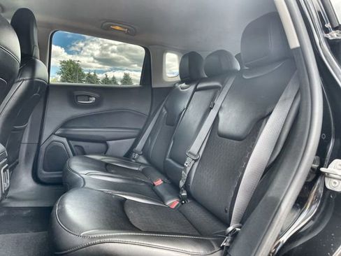 Used 2020 Jeep Compass Latitude AWD/4WD image 24