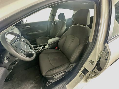 Used 2018 Kia Optima LX FWD image 13